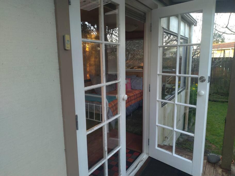 Secret Cottage Waitara 外观 照片