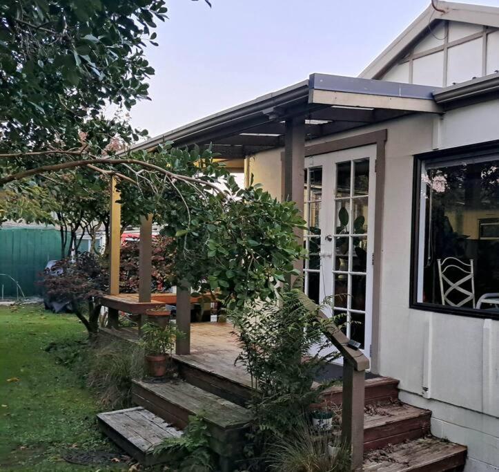 Secret Cottage Waitara 外观 照片